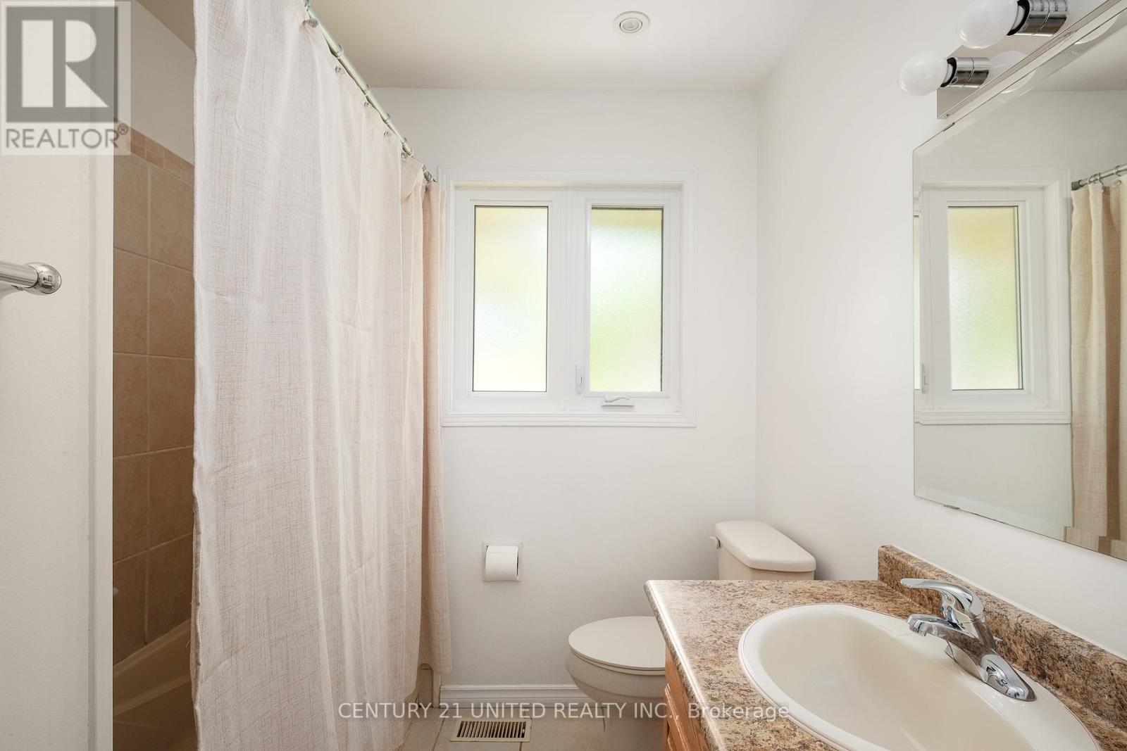 85 Earlwood Drive, Peterborough West (North), Ontario  K9J 6B5 - Photo 11 - X12195508