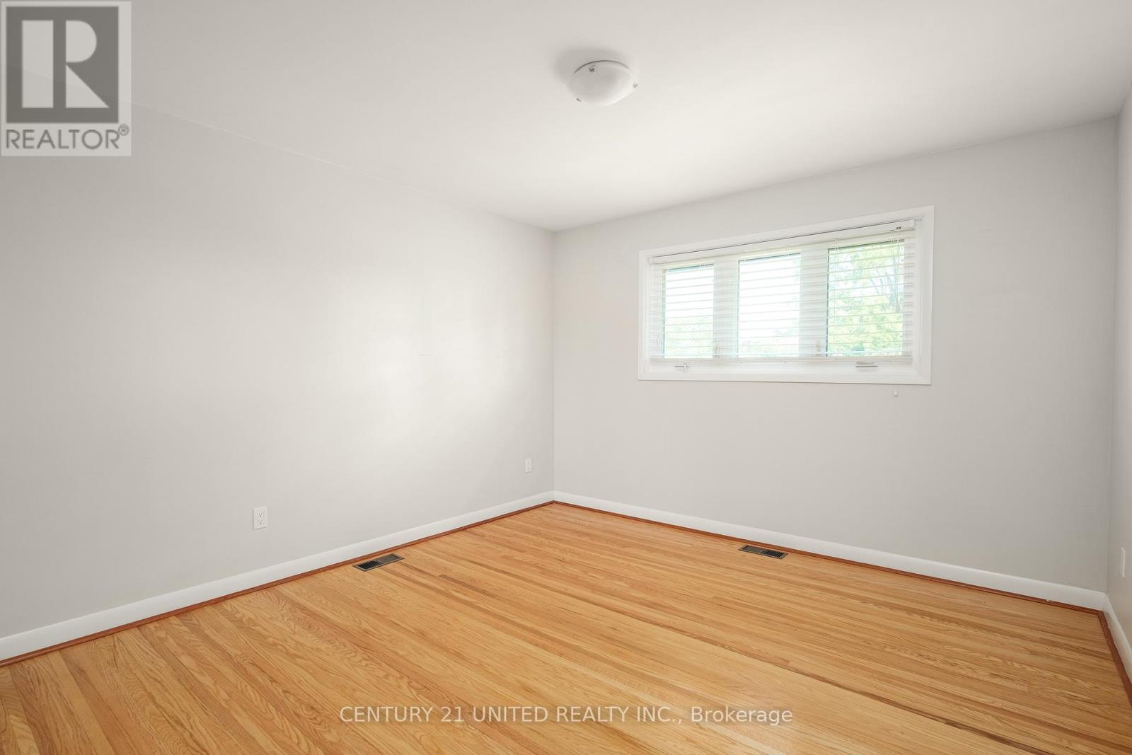 85 Earlwood Drive, Peterborough West (North), Ontario  K9J 6B5 - Photo 16 - X12195508