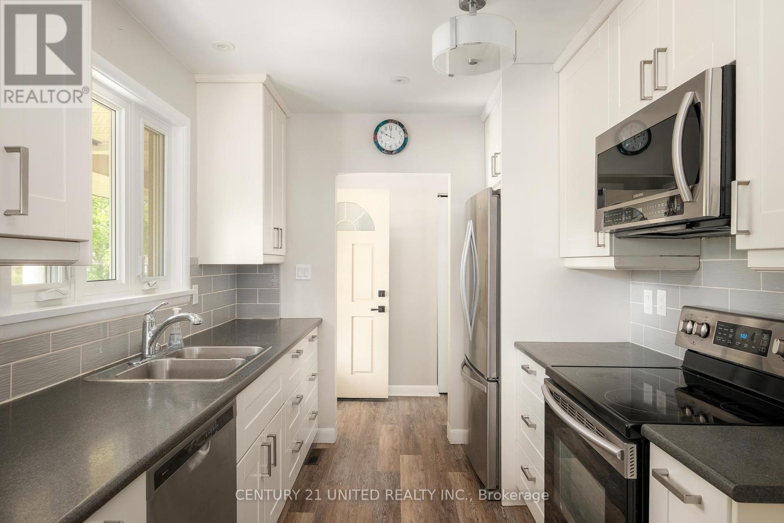 85 Earlwood Drive, Peterborough West (North), Ontario  K9J 6B5 - Photo 2 - X12195508