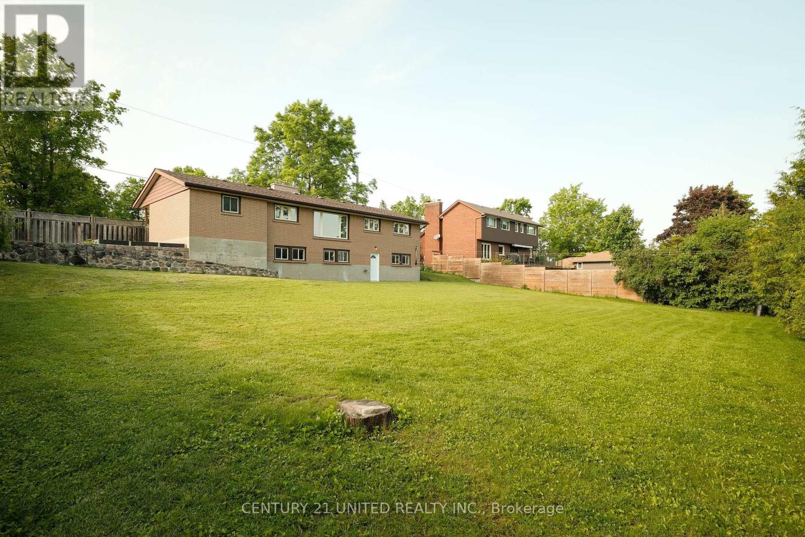 85 Earlwood Drive, Peterborough West (North), Ontario  K9J 6B5 - Photo 41 - X12195508