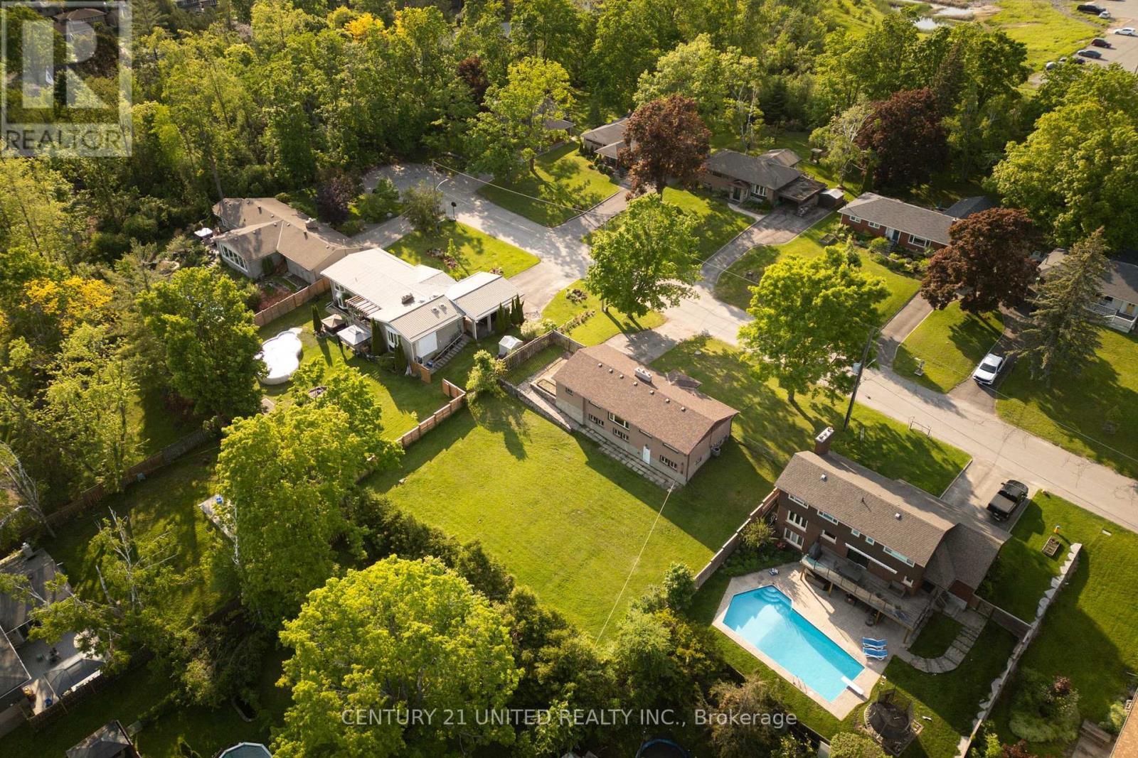 85 Earlwood Drive, Peterborough West (North), Ontario  K9J 6B5 - Photo 45 - X12195508