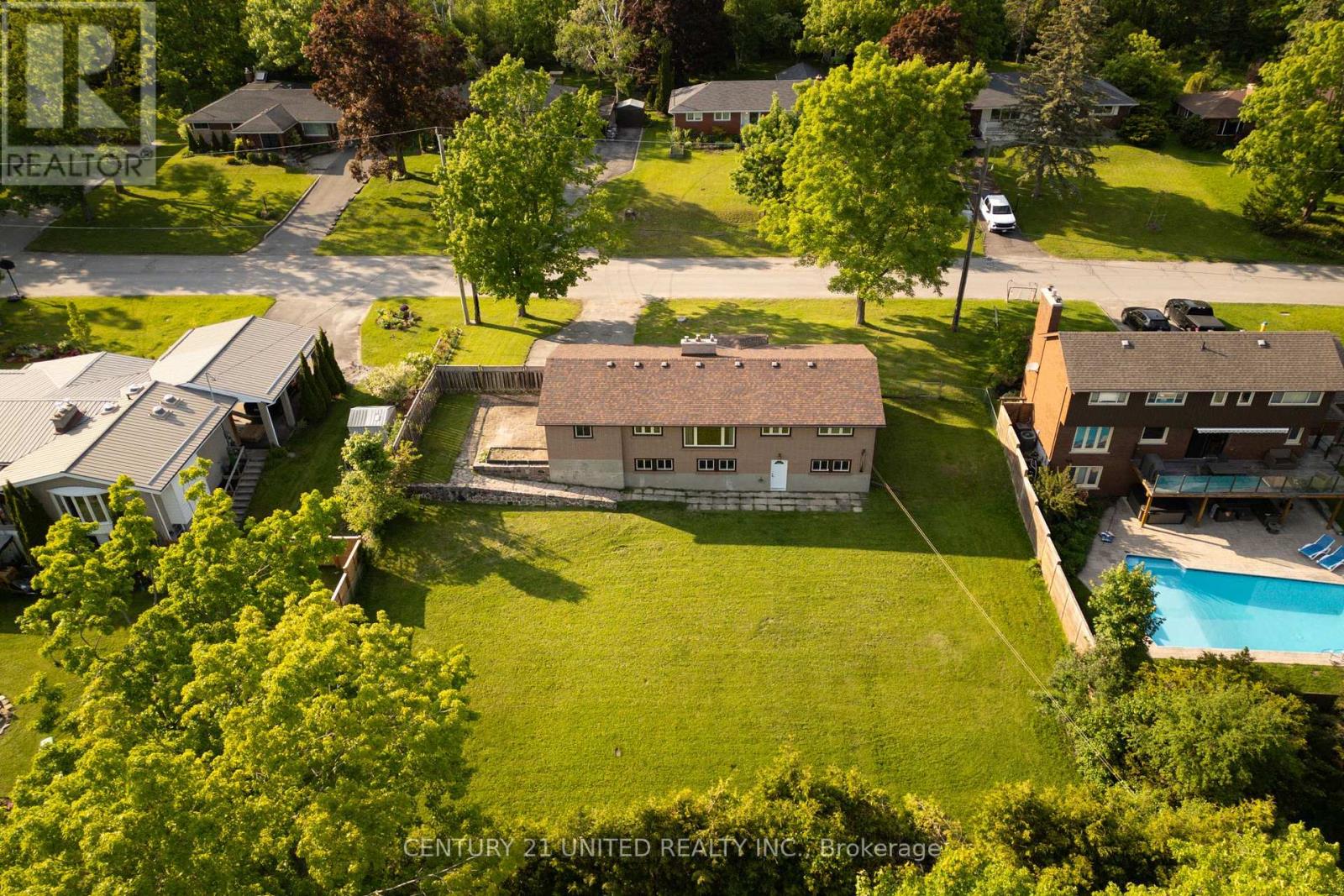 85 Earlwood Drive, Peterborough West (North), Ontario  K9J 6B5 - Photo 47 - X12195508