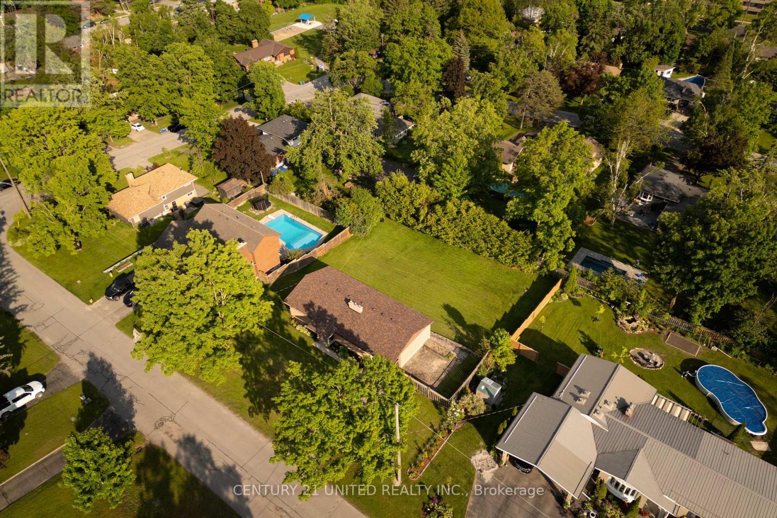 85 Earlwood Drive, Peterborough West (North), Ontario  K9J 6B5 - Photo 48 - X12195508