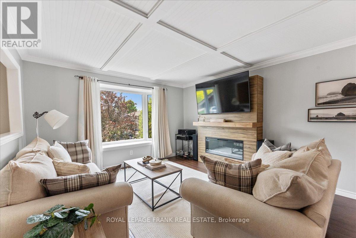 3046 Westridge Boulevard, Peterborough West (Central), Ontario  K9K 2K5 - Photo 5 - X12195586