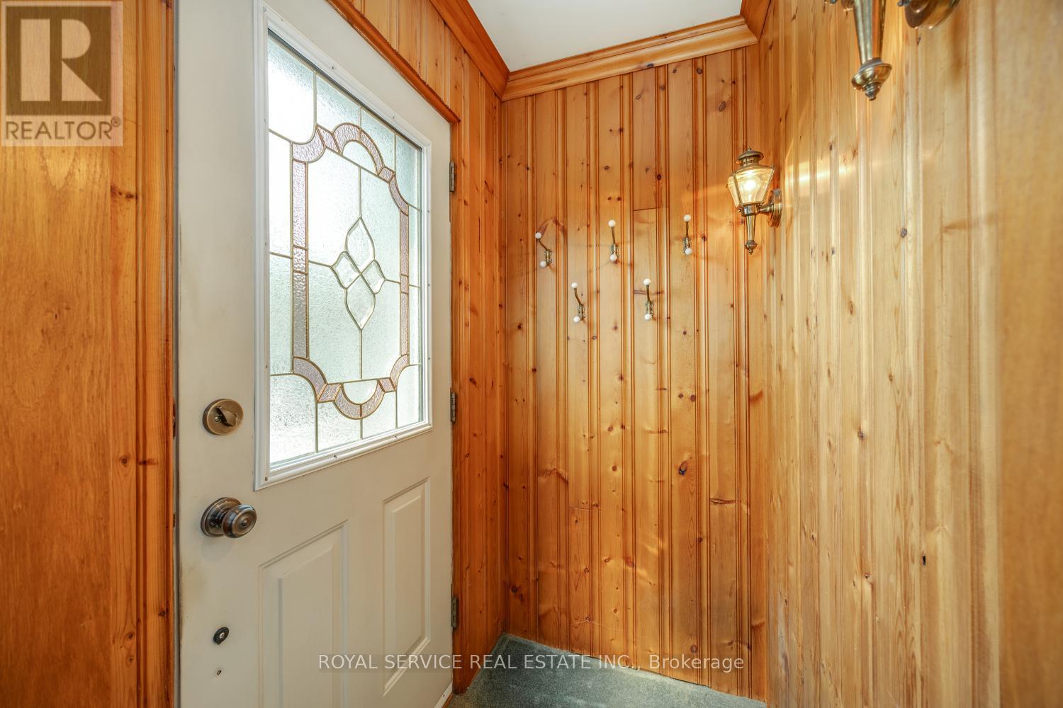 388 Dublin Street, Peterborough Central (North), Ontario  K9H 3C9 - Photo 5 - X12196213