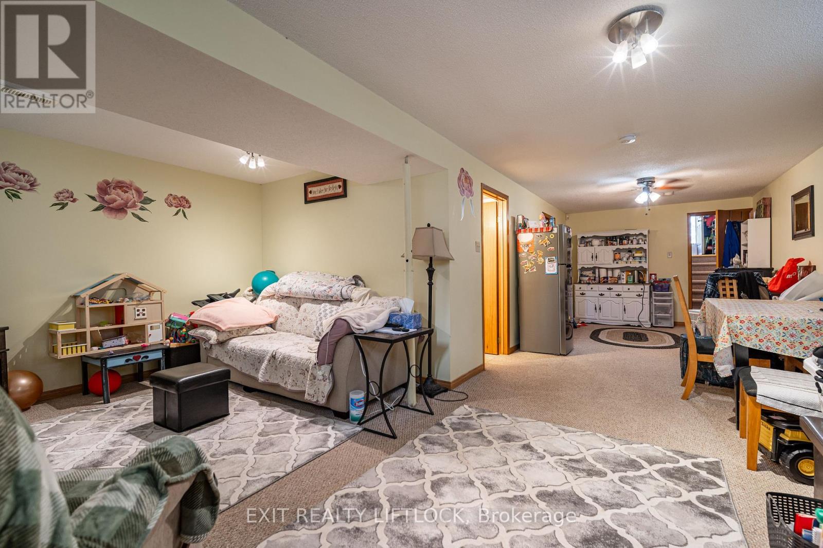 2519 Foxmeadow Road, Peterborough East (South), Ontario  K9L 1X2 - Photo 12 - X12196282