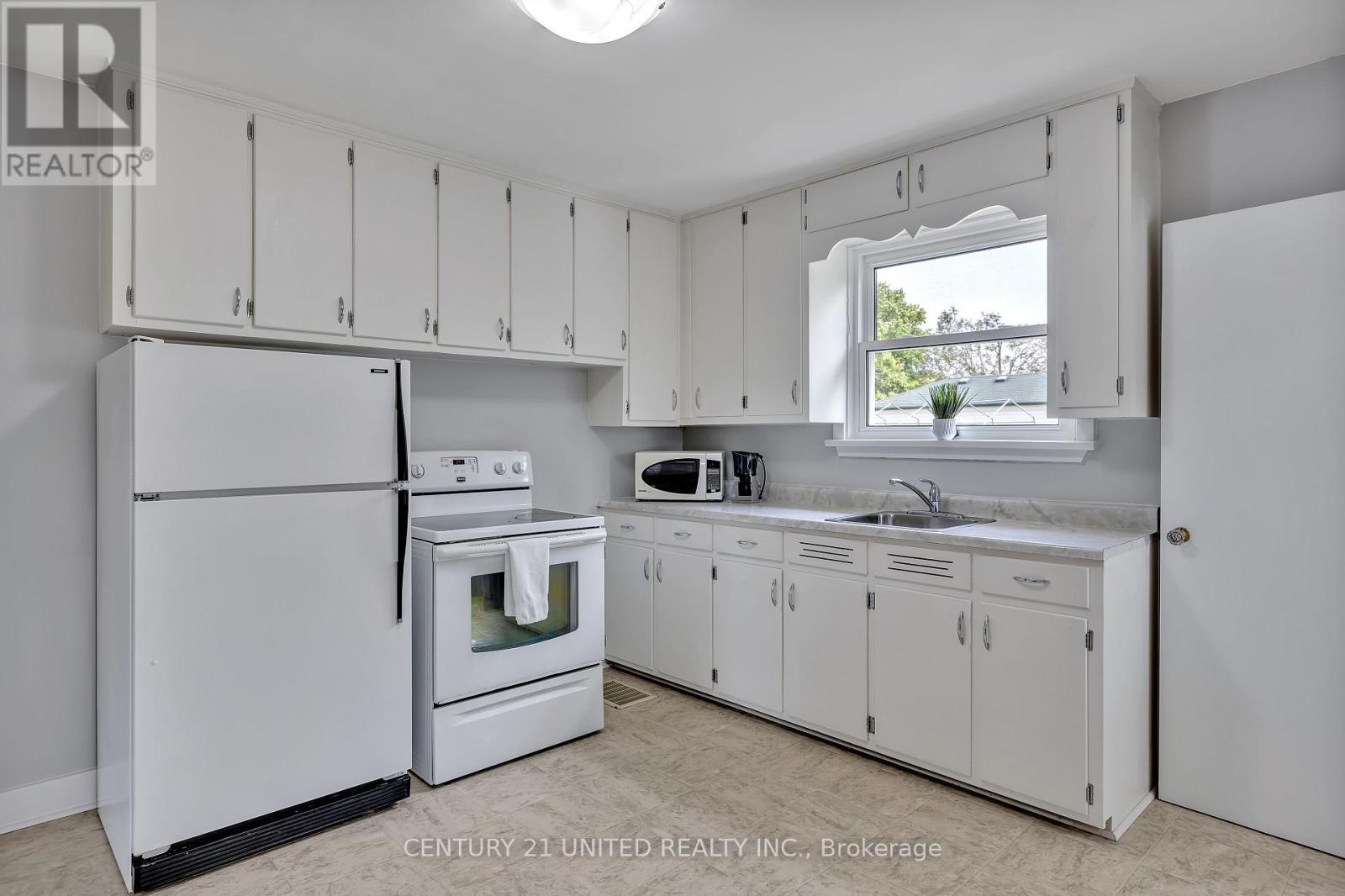 2737 Television Road, Douro-Dummer, Ontario  K9L 1E7 - Photo 12 - X12196331