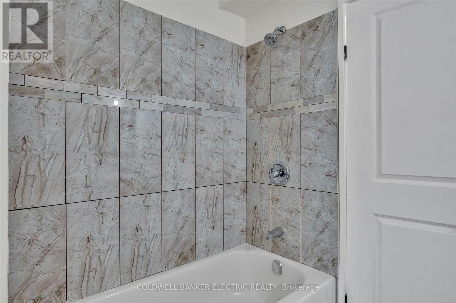 65 Queen Street, Asphodel-Norwood (Norwood), Ontario  K0L 2V0 - Photo 16 - X12196858