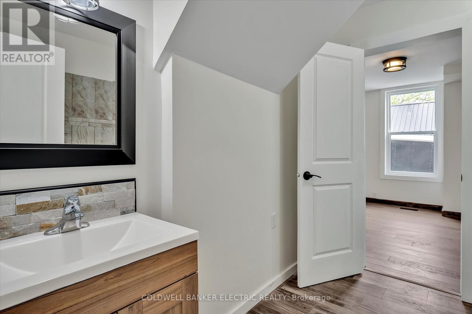 65 Queen Street, Asphodel-Norwood (Norwood), Ontario  K0L 2V0 - Photo 17 - X12196858