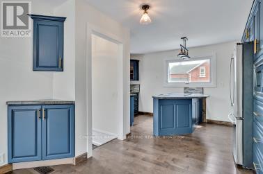 65 Queen Street, Asphodel-Norwood (Norwood), Ontario  K0L 2V0 - Photo 9 - X12196858