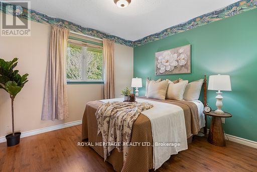 64 Blue Water Avenue, Kawartha Lakes (Fenelon), Ontario  K9V 0K6 - Photo 13 - X12197466