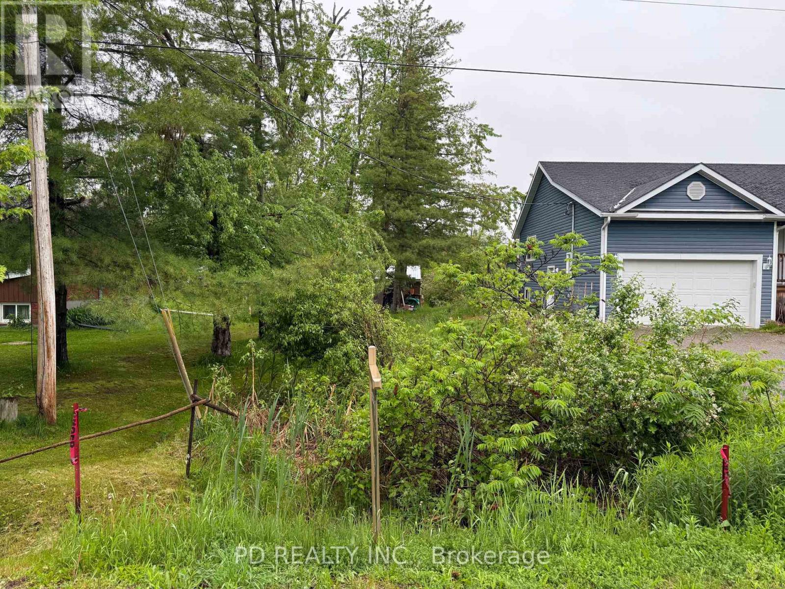 22 Helen Drive, Kawartha Lakes (Emily), Ontario  K0L 2W0 - Photo 4 - X12197614