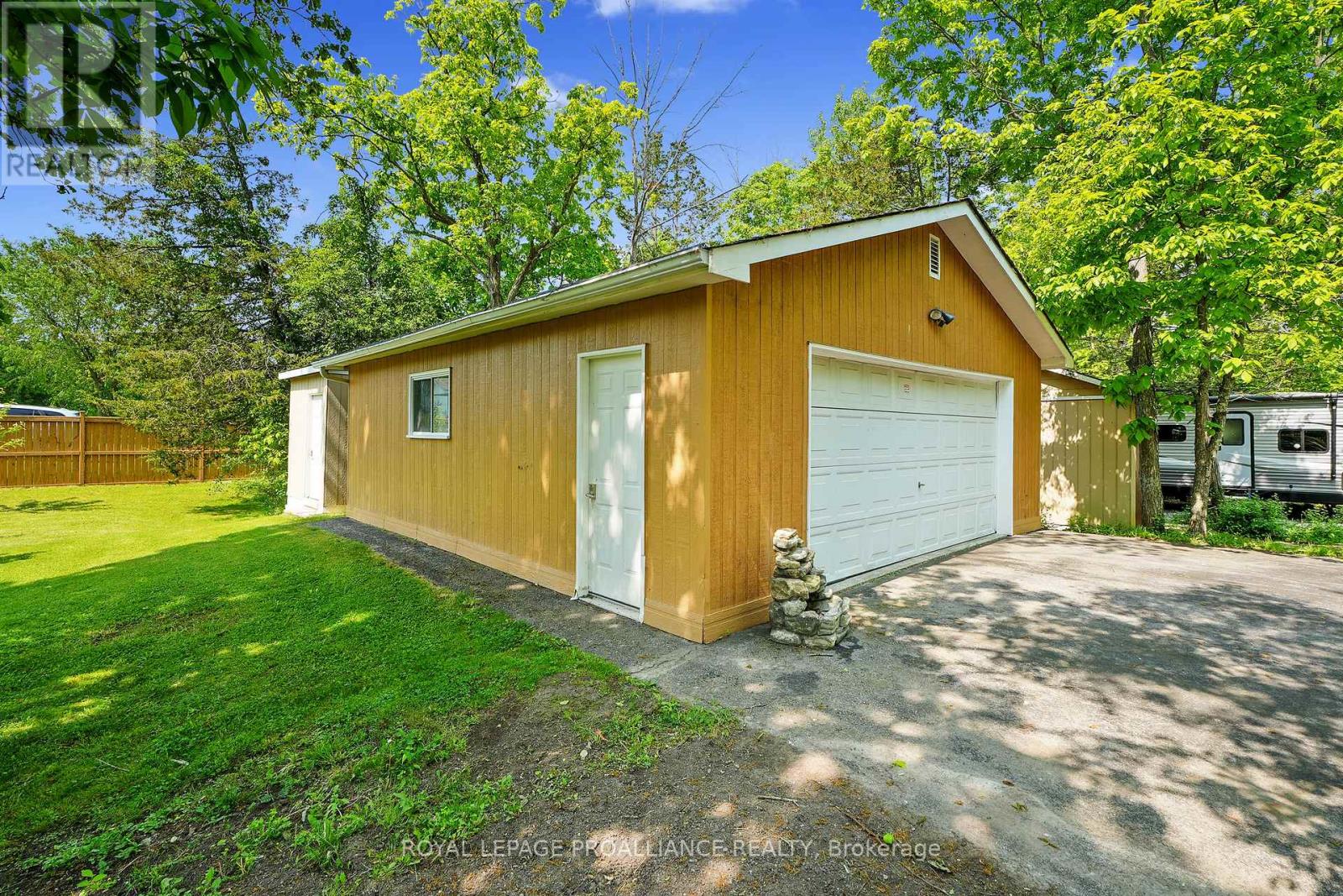 269 Hillside Drive, Trent Hills, Ontario  K0L 1L0 - Photo 5 - X12197708