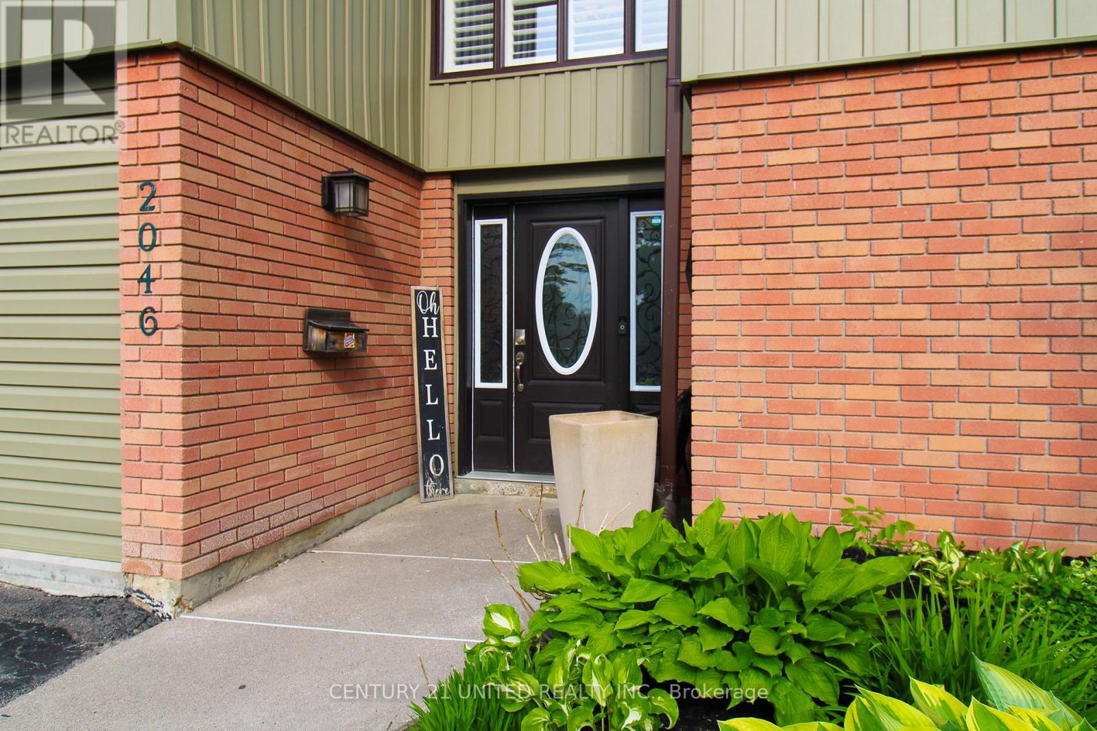 2046 Meadowview Road, Peterborough East (South), Ontario  K9L 1S4 - Photo 3 - X12197872