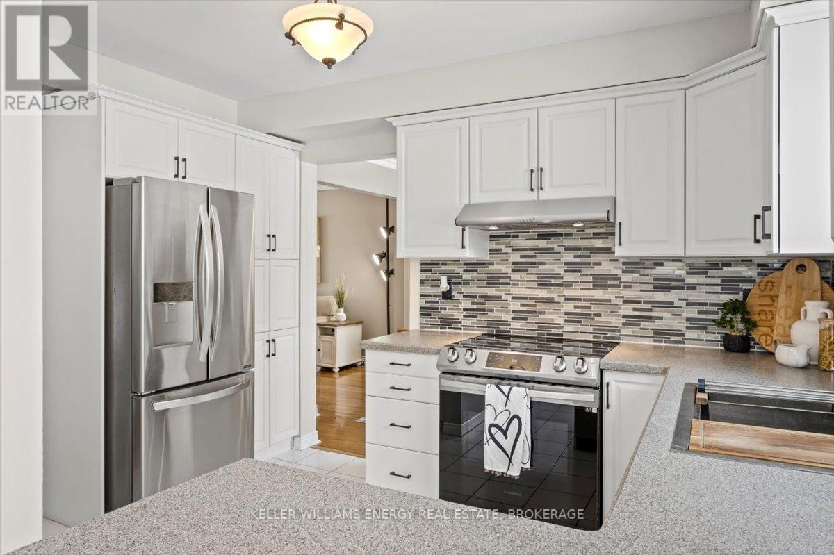 2 Resnik Drive, Clarington (Newcastle), Ontario  L1B 1K5 - Photo 16 - E12198076