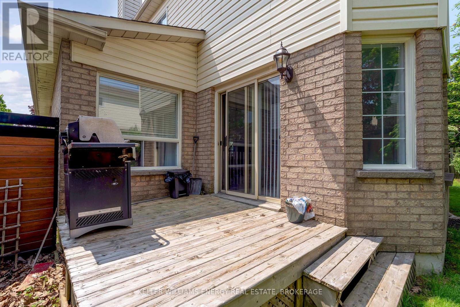 2 Resnik Drive, Clarington (Newcastle), Ontario  L1B 1K5 - Photo 25 - E12198076