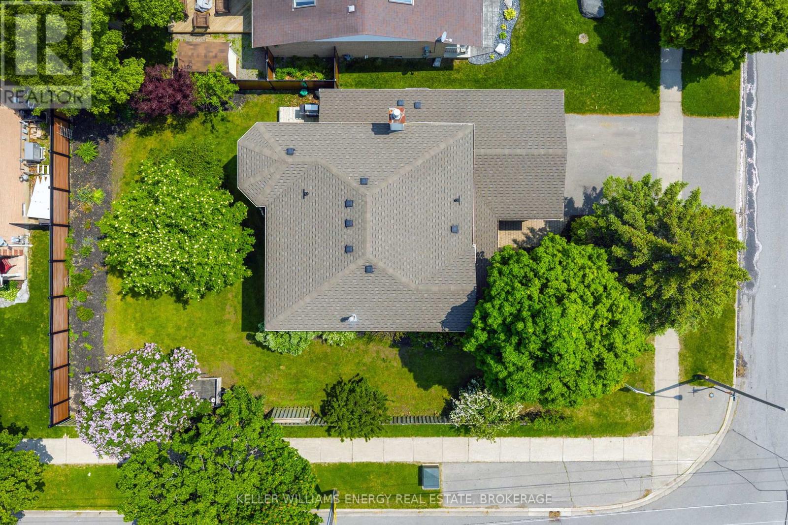 2 Resnik Drive, Clarington (Newcastle), Ontario  L1B 1K5 - Photo 30 - E12198076