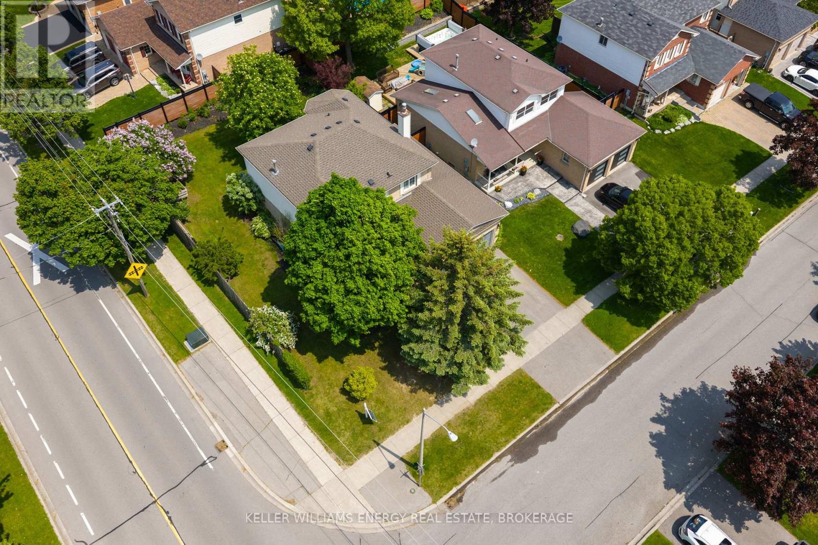 2 Resnik Drive, Clarington (Newcastle), Ontario  L1B 1K5 - Photo 31 - E12198076