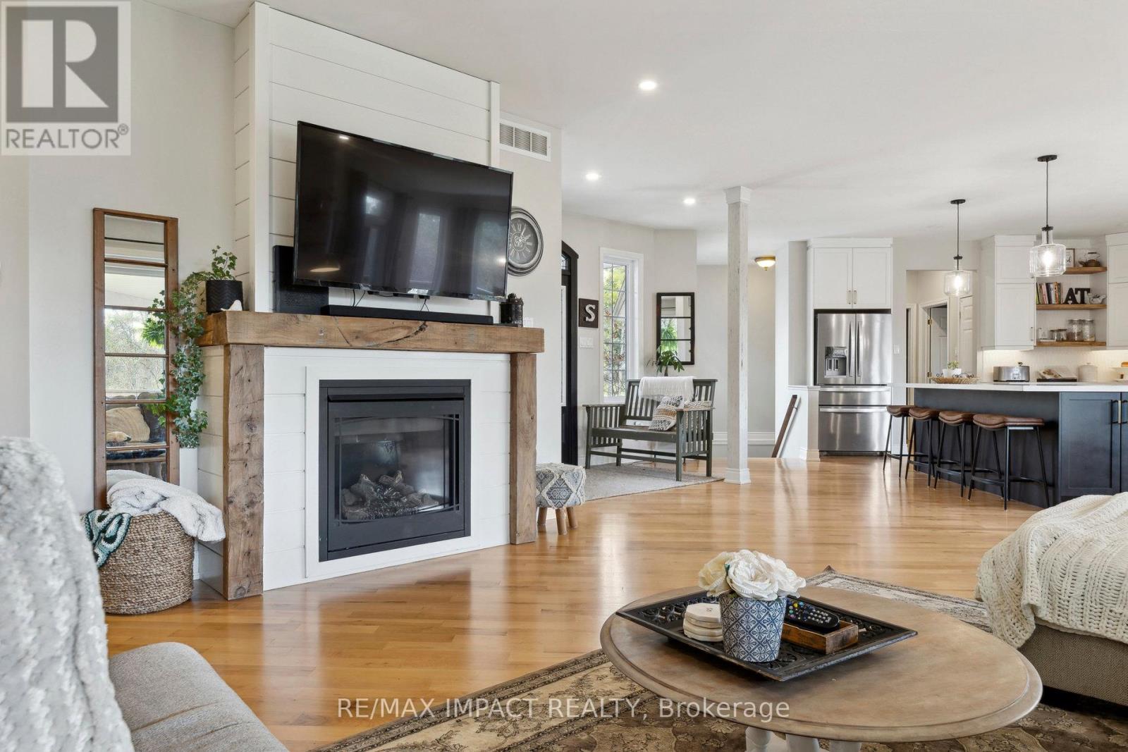 27 Slalom Drive, Kawartha Lakes (Bethany), Ontario  L0A 1A0 - Photo 10 - X12198334
