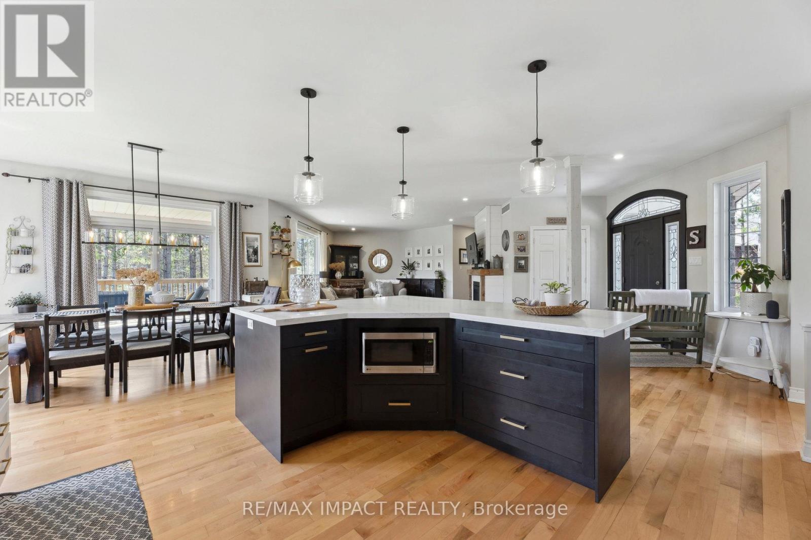 27 Slalom Drive, Kawartha Lakes (Bethany), Ontario  L0A 1A0 - Photo 14 - X12198334