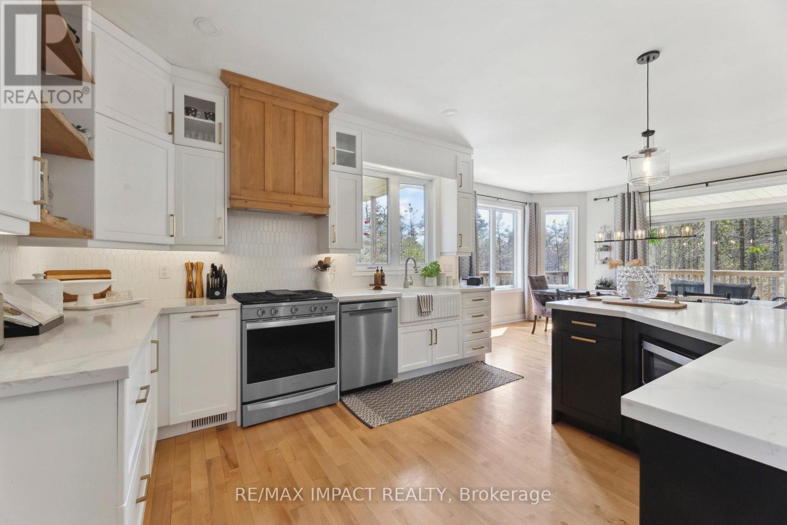 27 Slalom Drive, Kawartha Lakes (Bethany), Ontario  L0A 1A0 - Photo 15 - X12198334