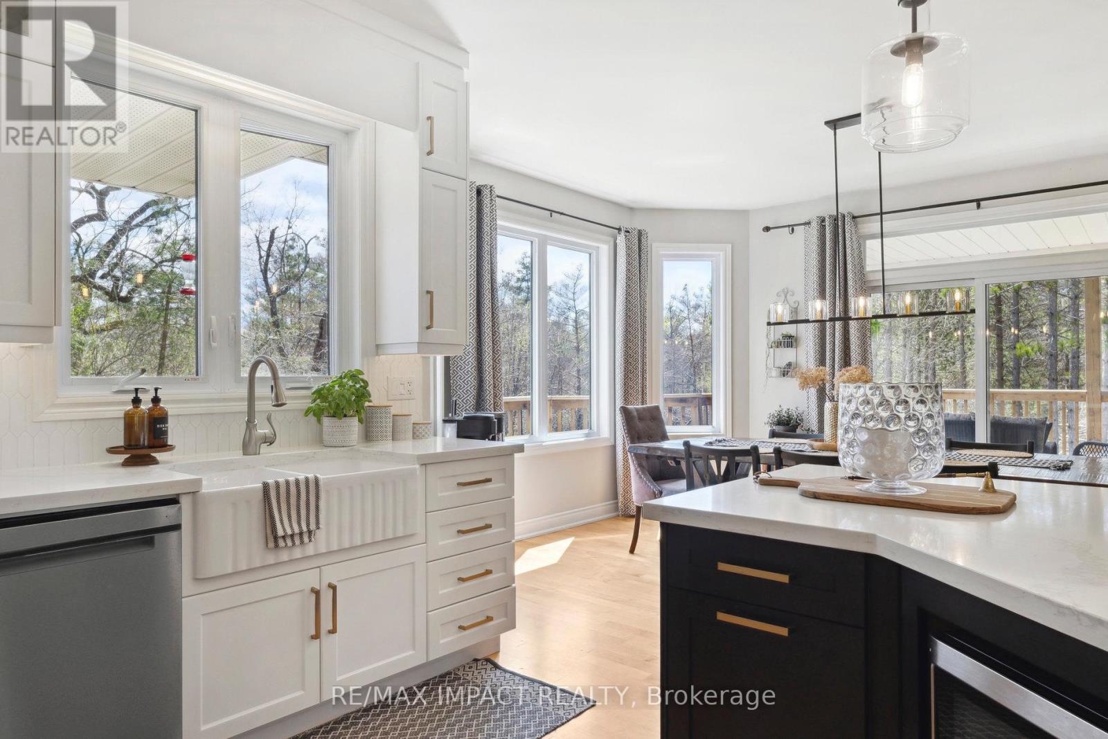 27 Slalom Drive, Kawartha Lakes (Bethany), Ontario  L0A 1A0 - Photo 16 - X12198334