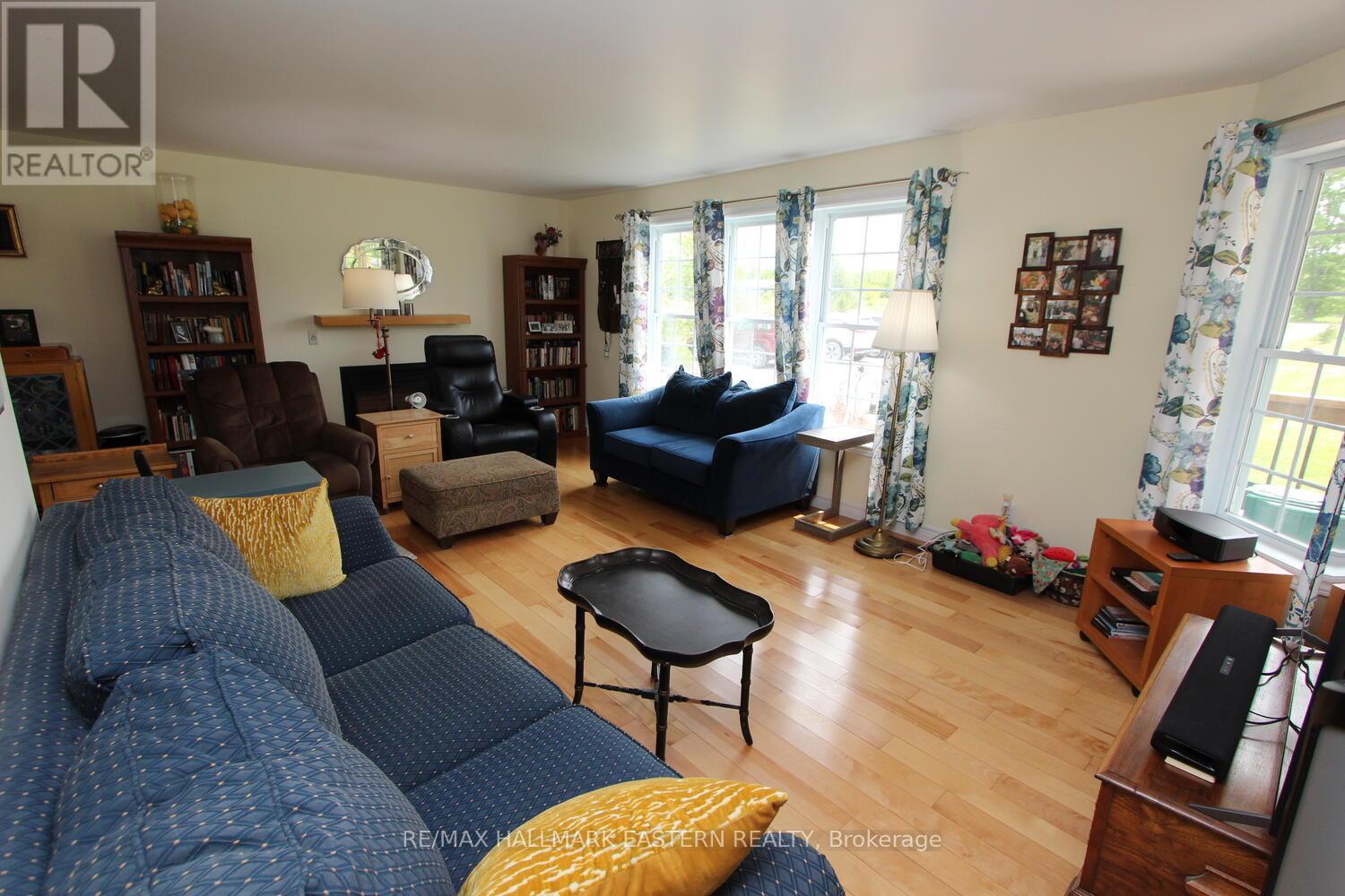 2018 North School Road, Havelock-Belmont-Methuen (Belmont-Methuen), Ontario  K0L 1Z0 - Photo 16 - X12198502