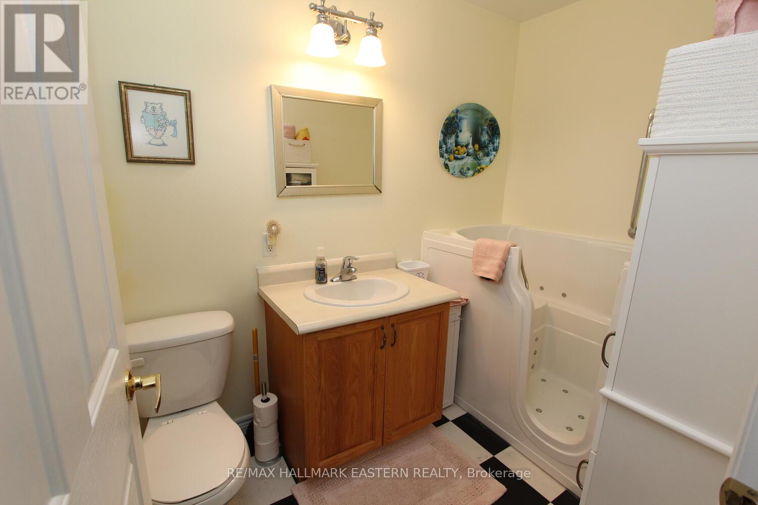 2018 North School Road, Havelock-Belmont-Methuen (Belmont-Methuen), Ontario  K0L 1Z0 - Photo 20 - X12198502
