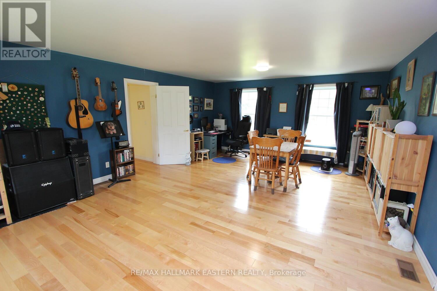2018 North School Road, Havelock-Belmont-Methuen (Belmont-Methuen), Ontario  K0L 1Z0 - Photo 25 - X12198502