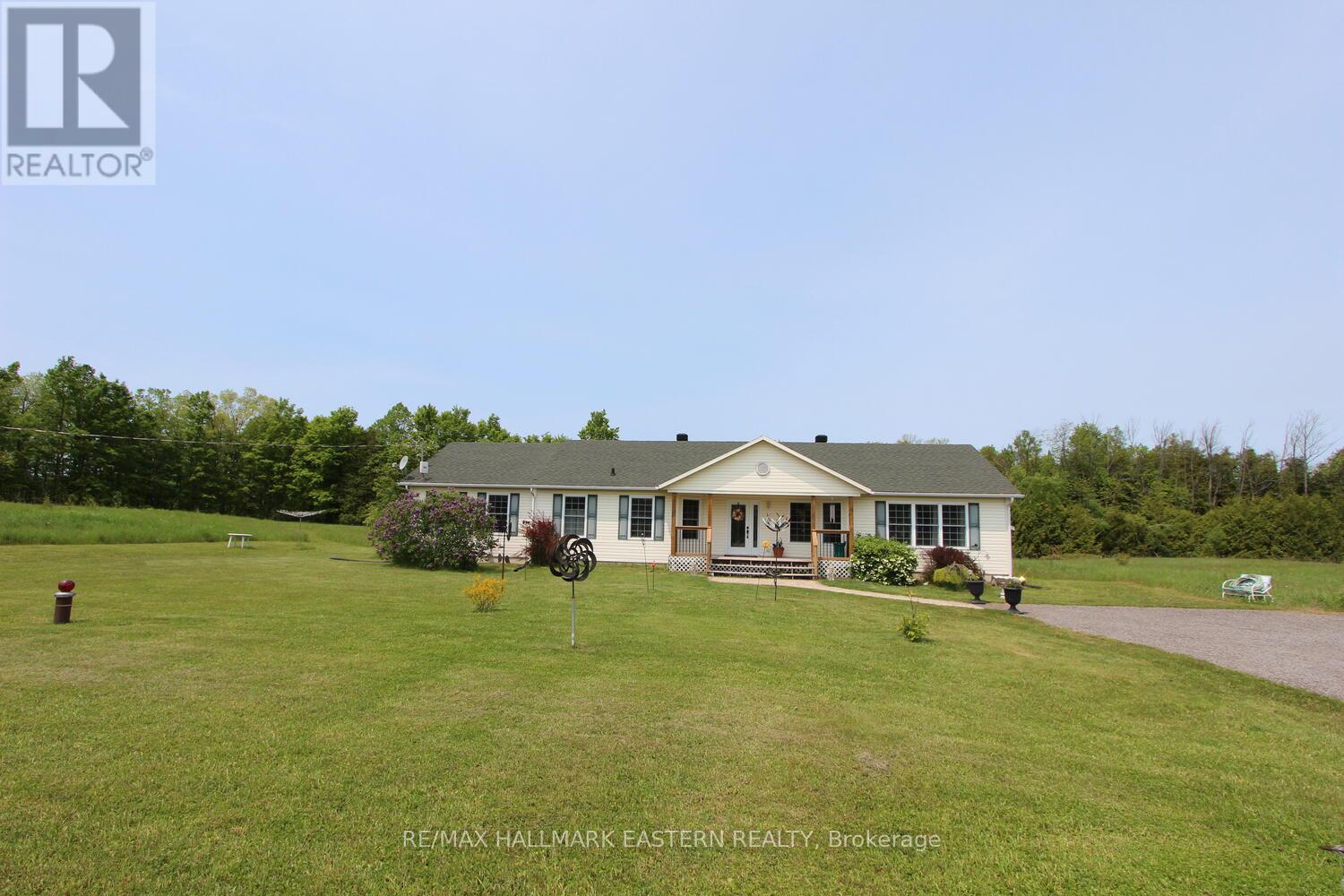 2018 North School Road, Havelock-Belmont-Methuen (Belmont-Methuen), Ontario  K0L 1Z0 - Photo 3 - X12198502