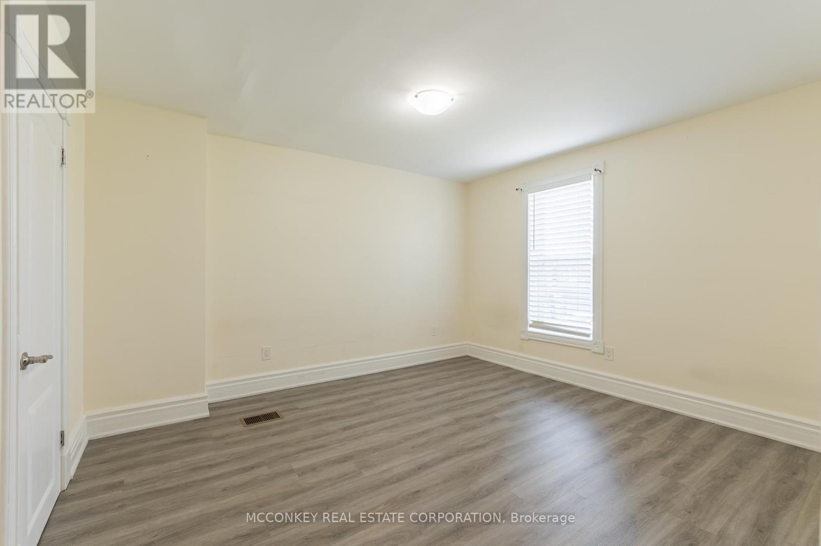 730 Park Street S, Peterborough South (West), Ontario  K9J 3T4 - Photo 16 - X12198535