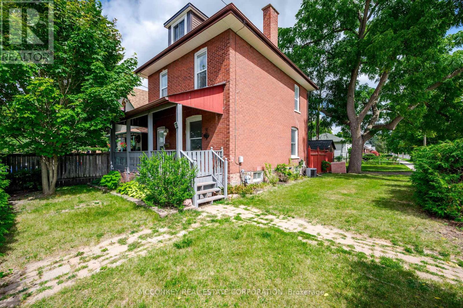 730 Park Street S, Peterborough South (West), Ontario  K9J 3T4 - Photo 3 - X12198535