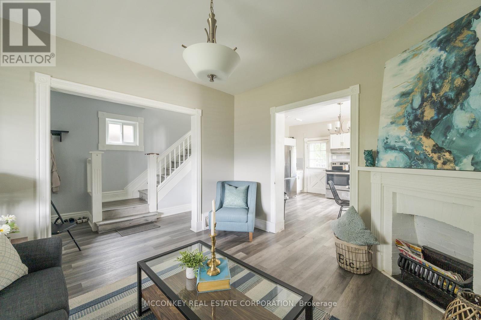 730 Park Street S, Peterborough South (West), Ontario  K9J 3T4 - Photo 8 - X12198535