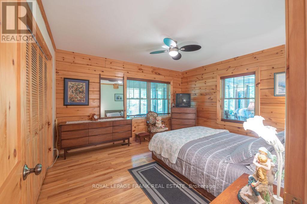 120 Sugarbush Crescent, Trent Lakes, Ontario  K0L 1J0 - Photo 19 - X12198642