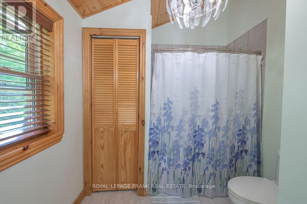 120 Sugarbush Crescent, Trent Lakes, Ontario  K0L 1J0 - Photo 32 - X12198642