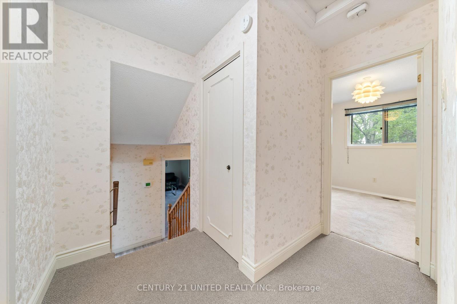 38 Parkview Drive, Peterborough North (South), Ontario  K9H 5M6 - Photo 22 - X12198850