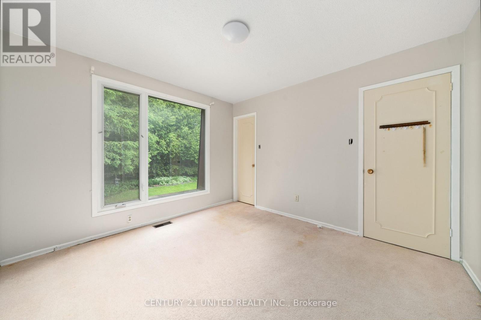 38 Parkview Drive, Peterborough North (South), Ontario  K9H 5M6 - Photo 24 - X12198850