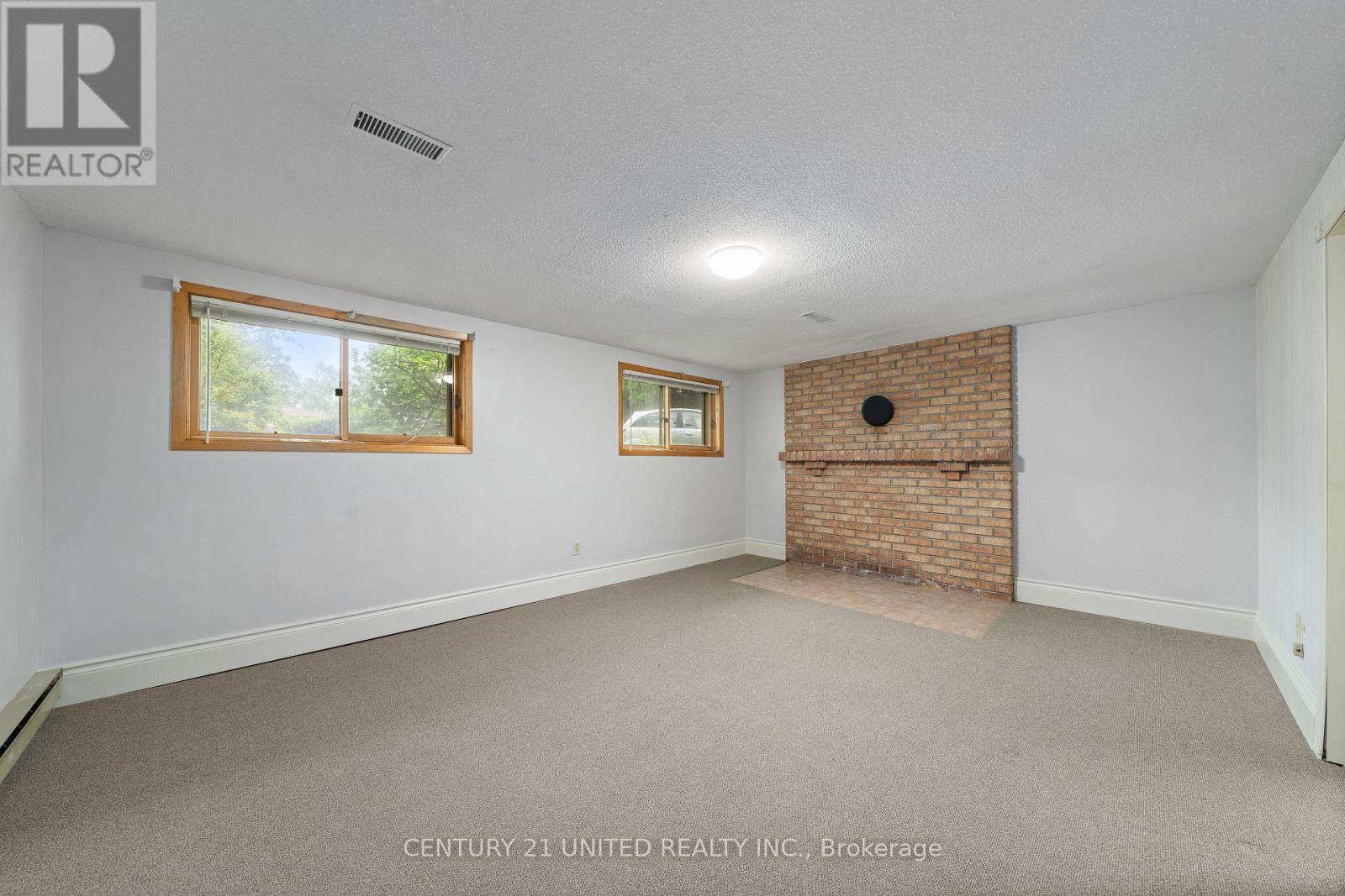 38 Parkview Drive, Peterborough North (South), Ontario  K9H 5M6 - Photo 28 - X12198850