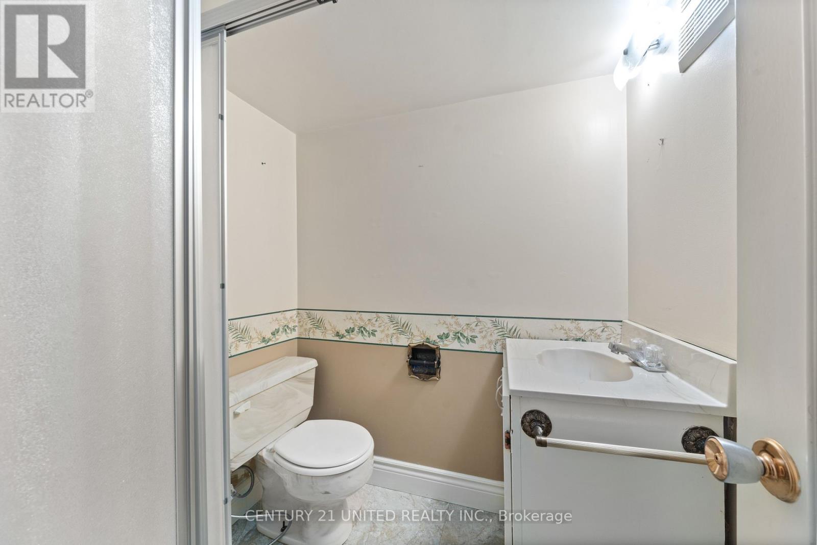 38 Parkview Drive, Peterborough North (South), Ontario  K9H 5M6 - Photo 33 - X12198850