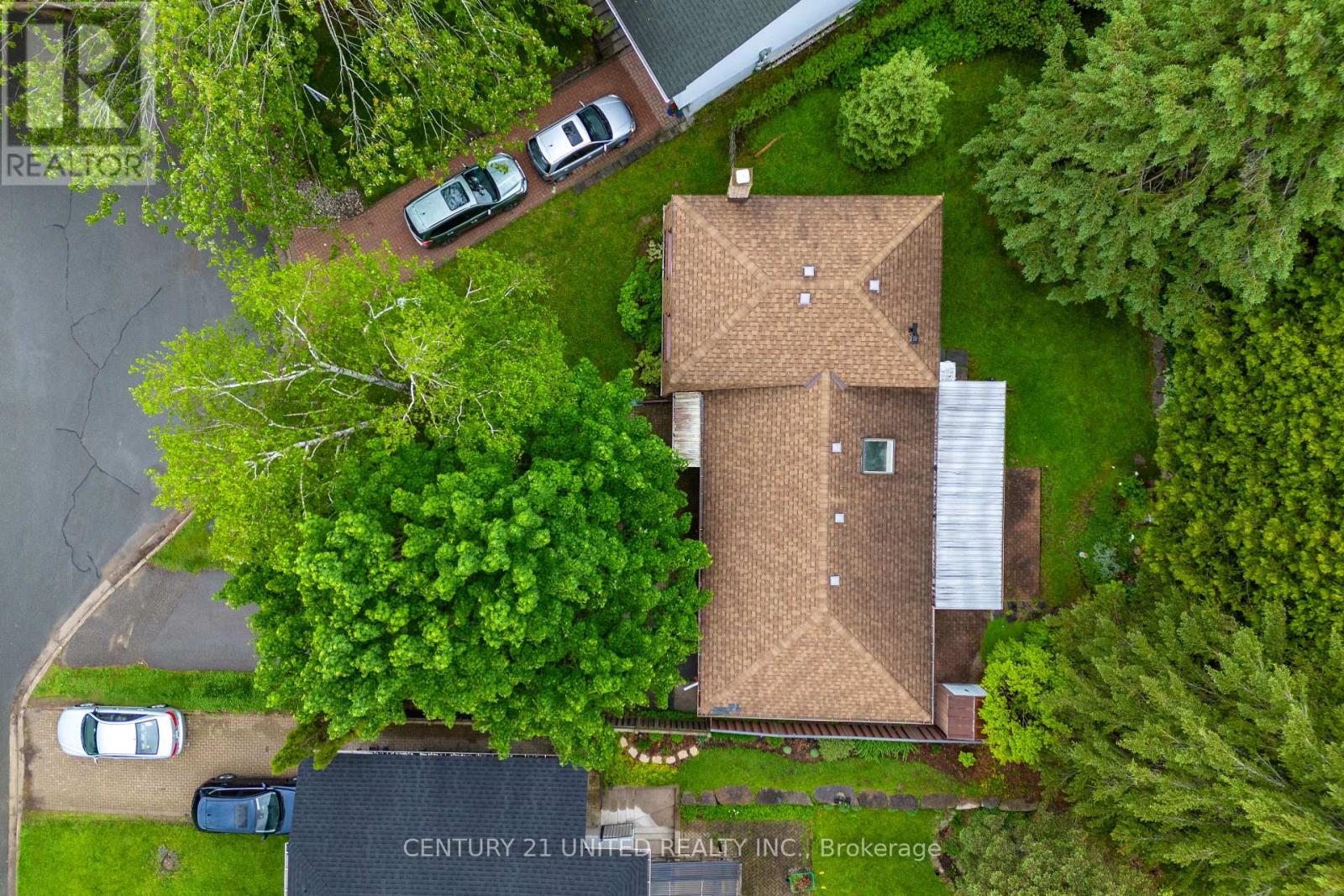 38 Parkview Drive, Peterborough North (South), Ontario  K9H 5M6 - Photo 35 - X12198850