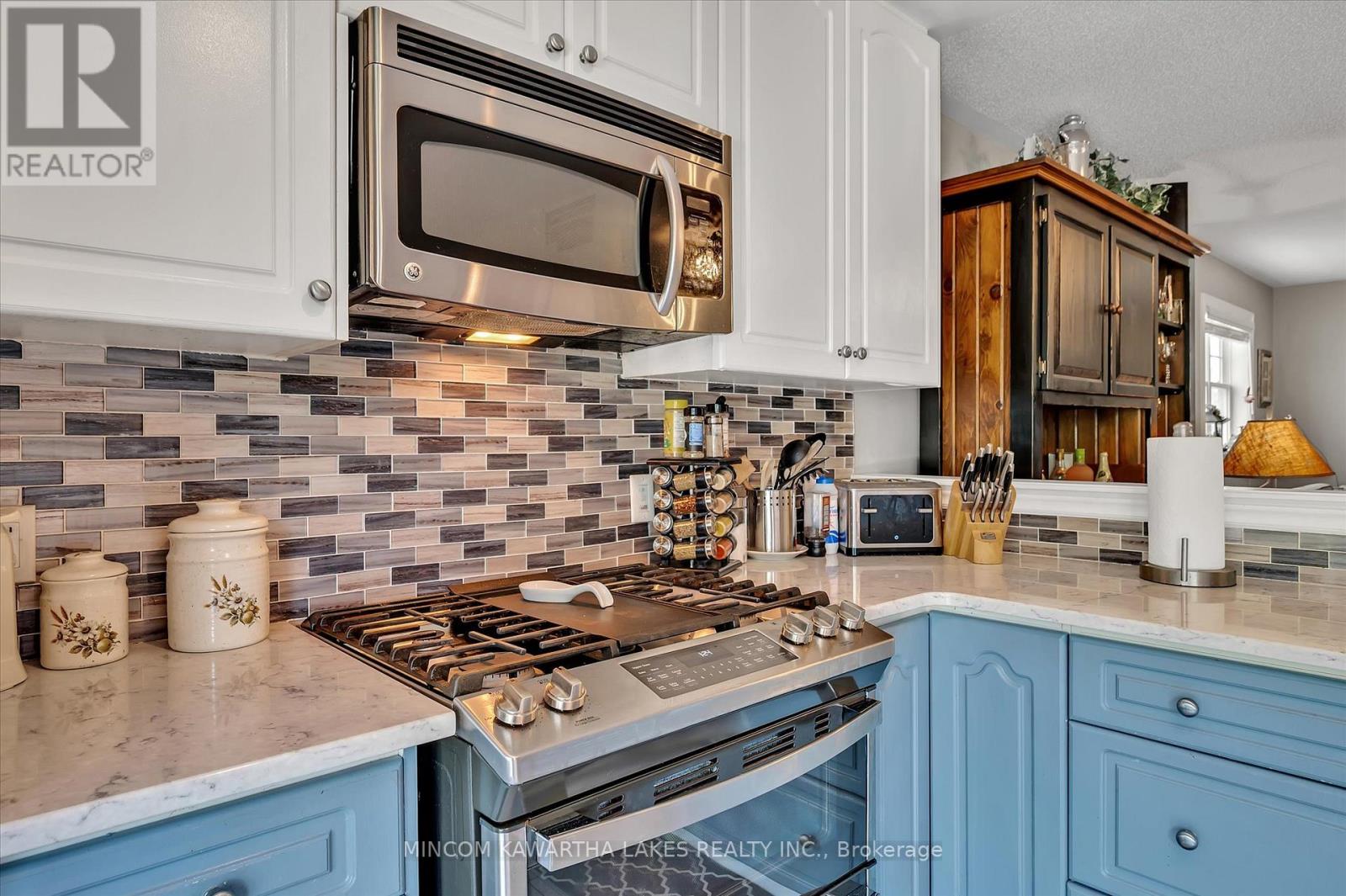 2 Peace Crescent, Peterborough North (North), Ontario  K9H 0C1 - Photo 16 - X12198972