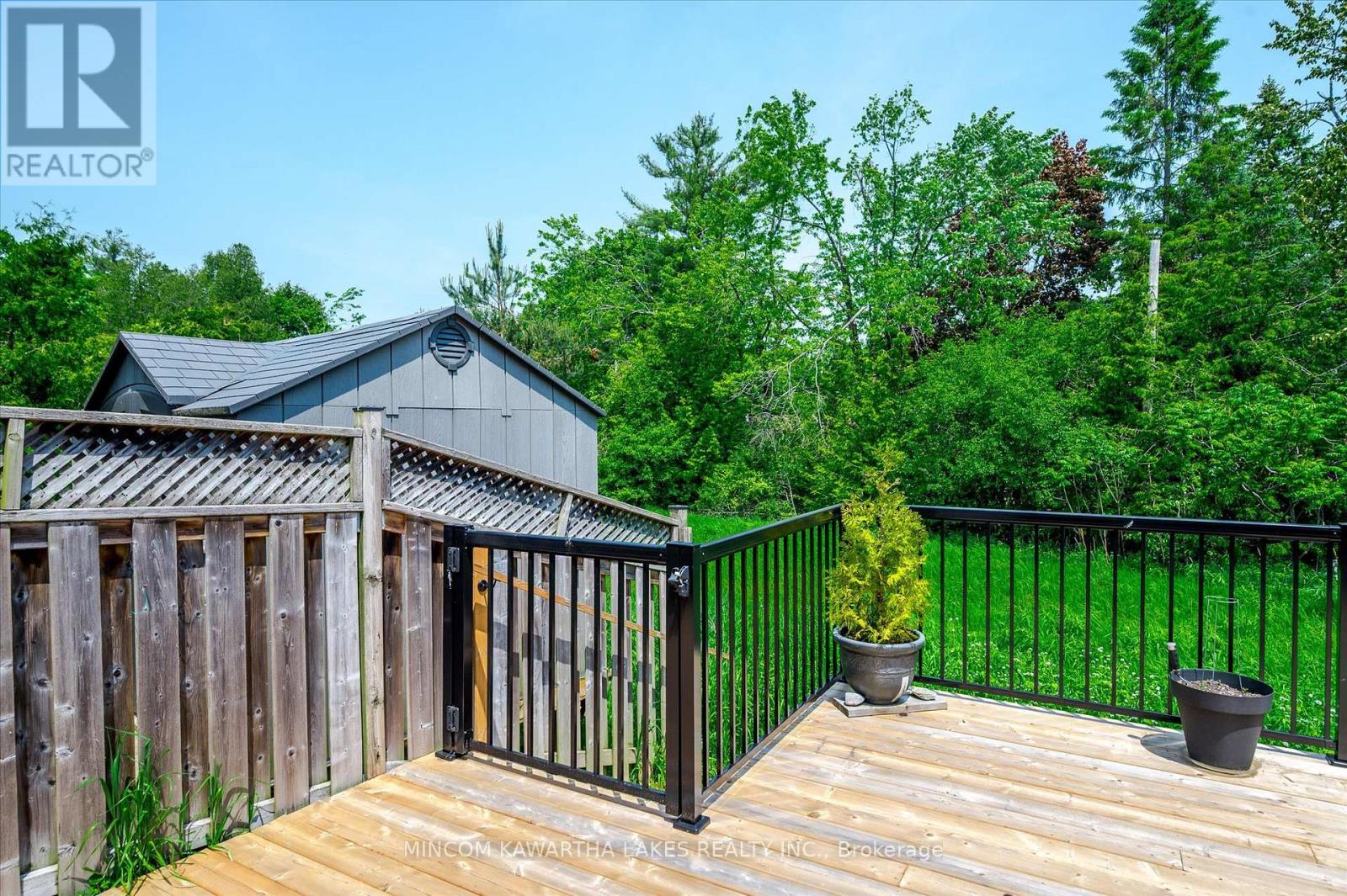 2 Peace Crescent, Peterborough North (North), Ontario  K9H 0C1 - Photo 42 - X12198972