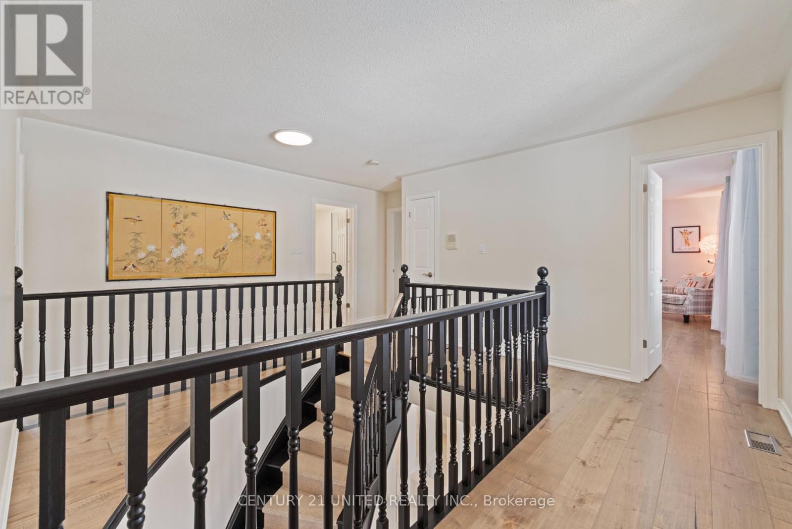 550 Naish Drive, Peterborough East (Central), Ontario  K9H 0E4 - Photo 13 - X12199072