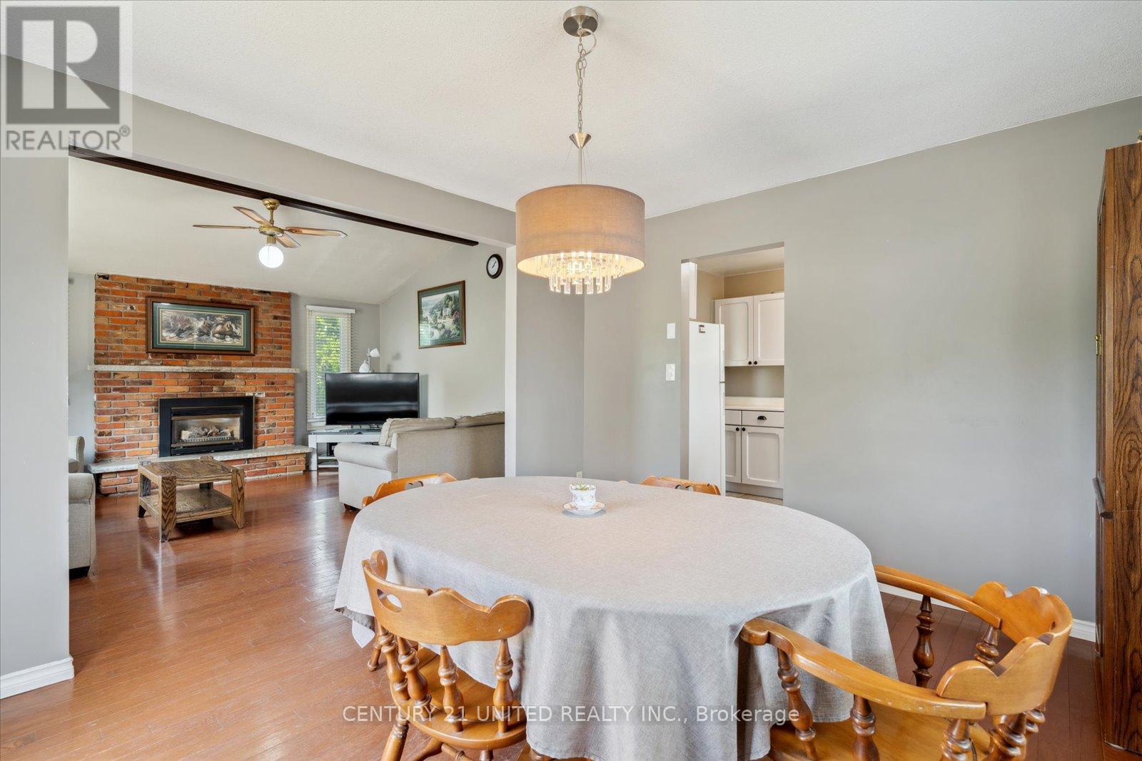 285 Plati Avenue, Douro-Dummer, Ontario  K9L 1C5 - Photo 14 - X12199084