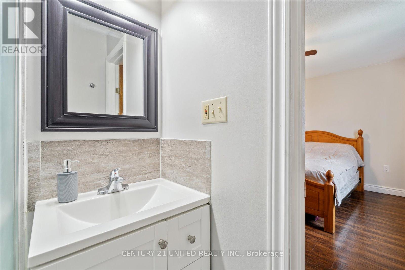 285 Plati Avenue, Douro-Dummer, Ontario  K9L 1C5 - Photo 24 - X12199084