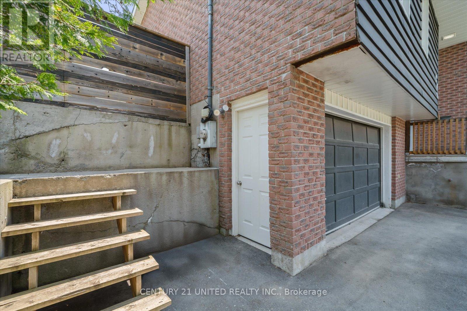 285 Plati Avenue, Douro-Dummer, Ontario  K9L 1C5 - Photo 38 - X12199084