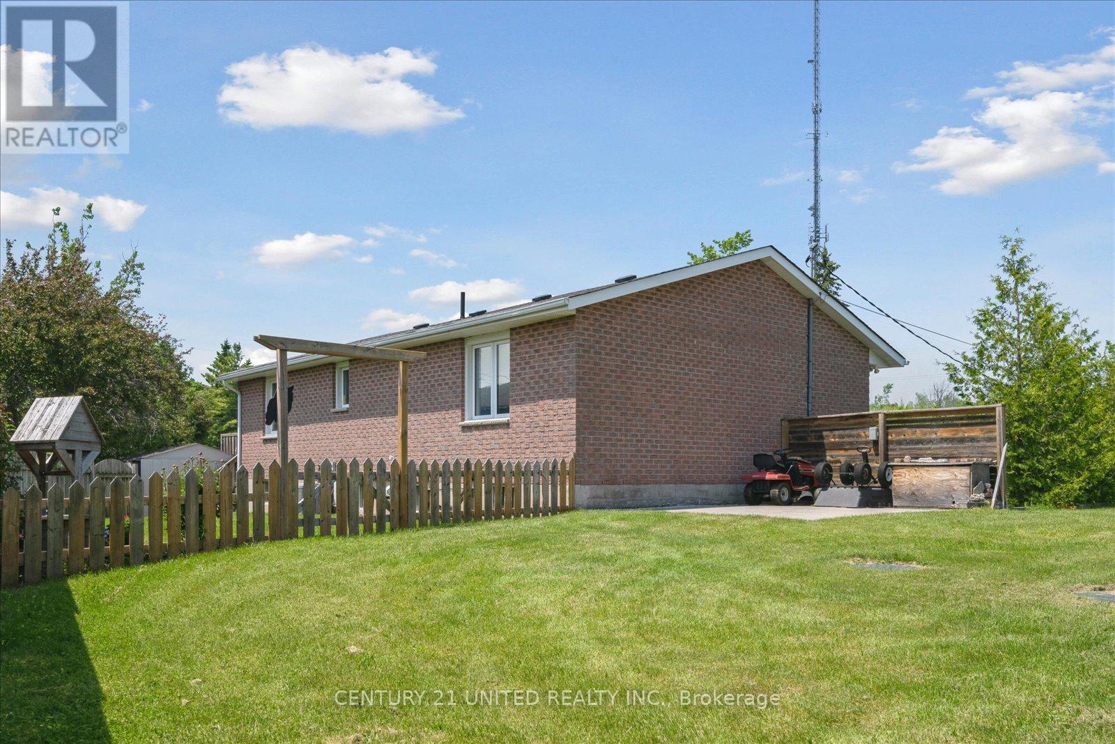 285 Plati Avenue, Douro-Dummer, Ontario  K9L 1C5 - Photo 48 - X12199084