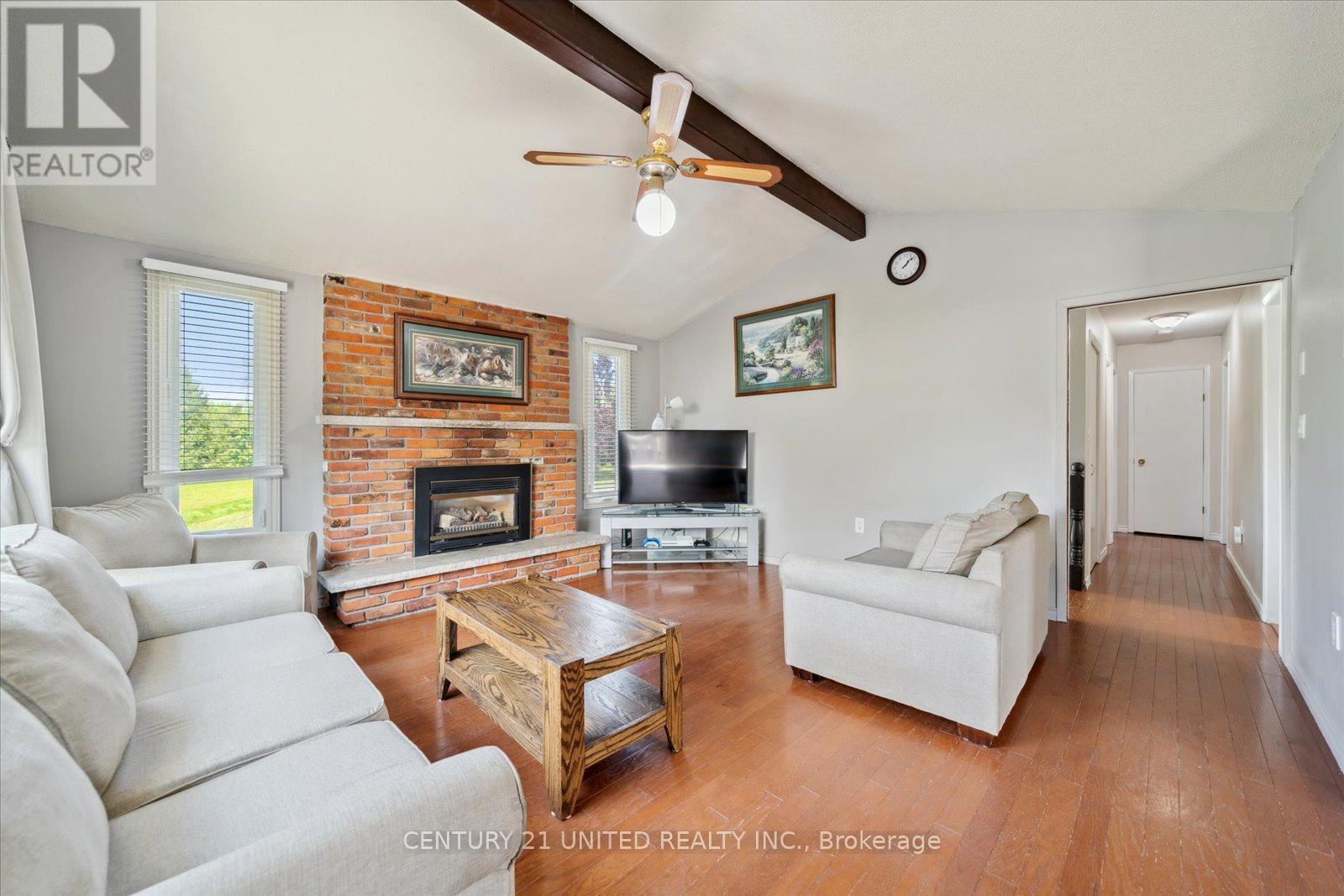 285 Plati Avenue, Douro-Dummer, Ontario  K9L 1C5 - Photo 9 - X12199084