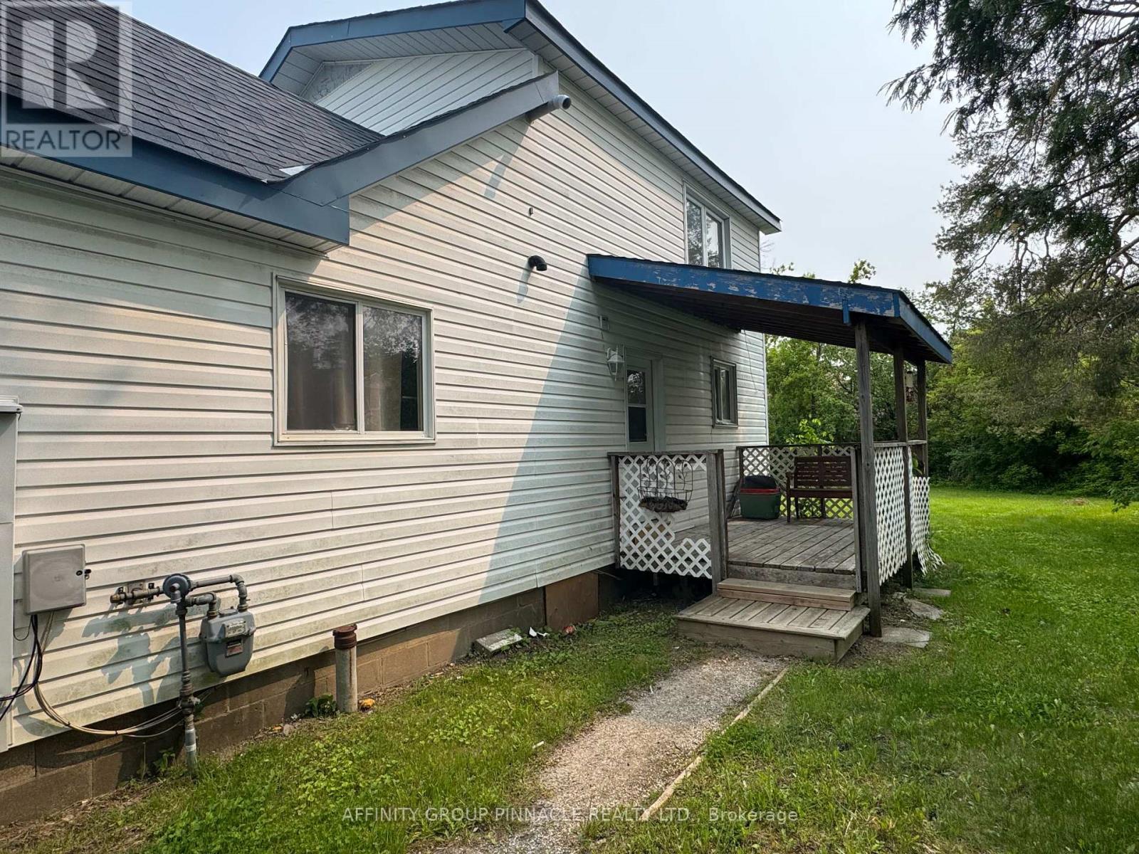 88 Albert Street S, Kawartha Lakes (Lindsay), Ontario  K9V 3H6 - Photo 12 - X12199155
