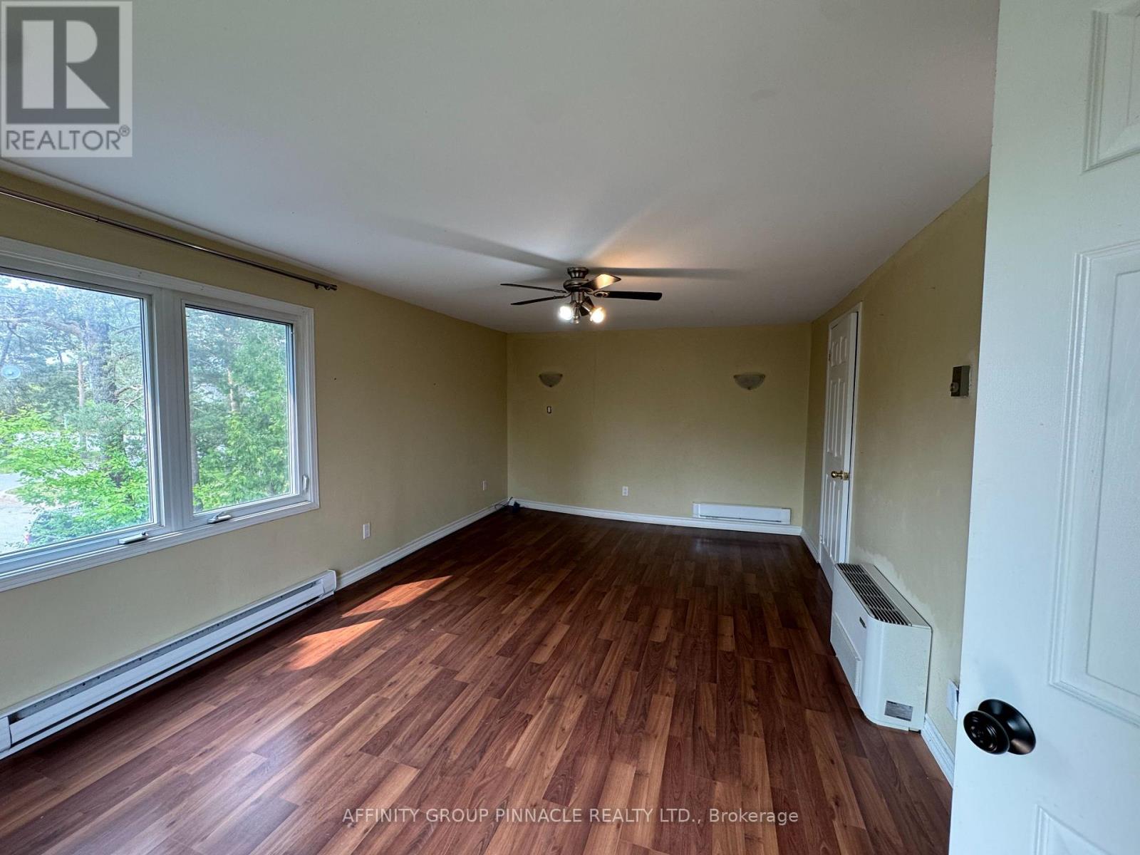 88 Albert Street S, Kawartha Lakes (Lindsay), Ontario  K9V 3H6 - Photo 29 - X12199155